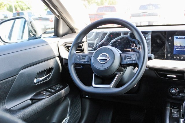 New 2026 Nissan Kicks SV image 16