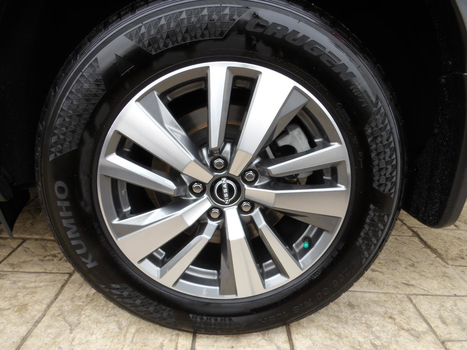 Certified 2023 Nissan Pathfinder SL image 14