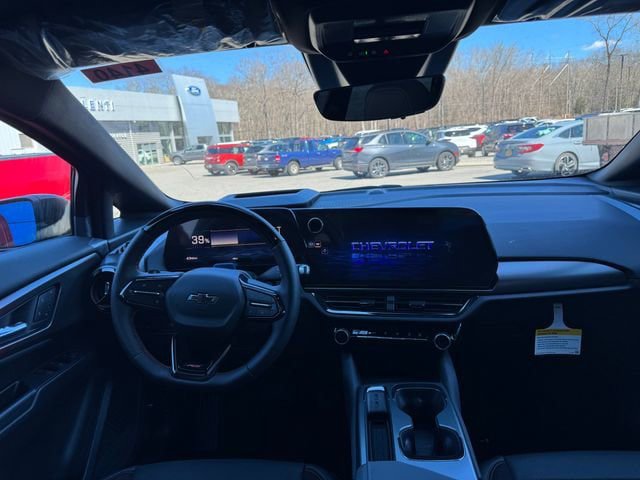 New 2026 Chevrolet Equinox EV RS w/ Active Safety Package 3 AWD/4WD image 11