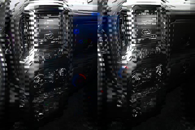 Used 2022 Chevrolet Silverado 1500 LT w/ Z71 Off-Road Package image 6