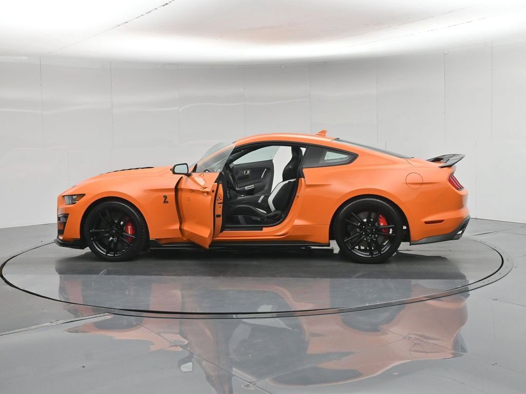Certified 2021 Ford Mustang Shelby GT500 w/ Technology Package RWD image 37