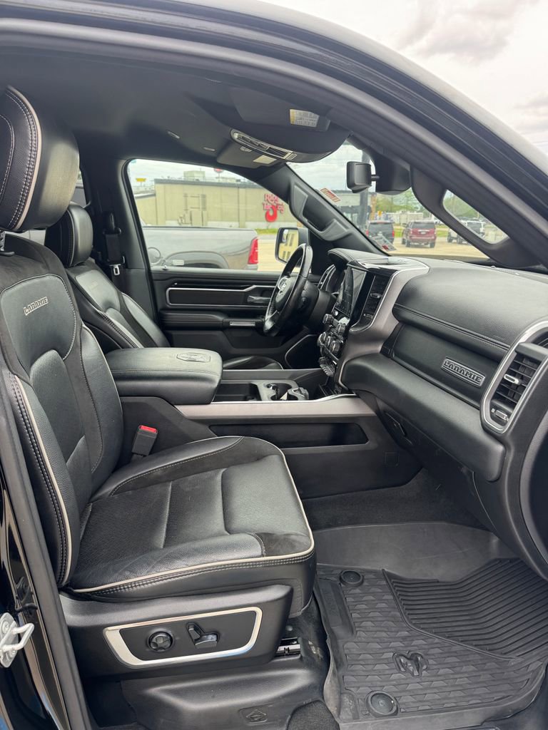 Used 2020 RAM 1500 Laramie w/ Sport Appearance Package AWD/4WD image 12
