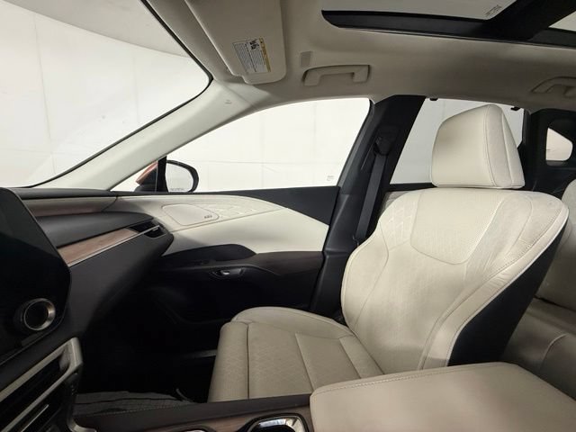 Used 2024 Lexus RX 350 FWD w/ Convenience Package image 19