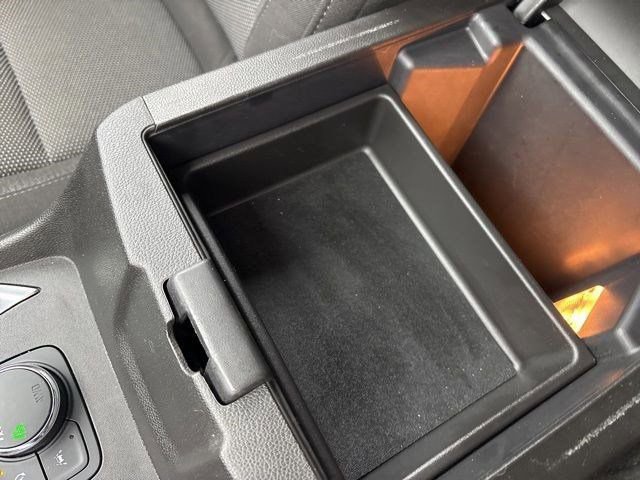 Used 2022 Chevrolet Traverse LT w/ Midnight/Sport Edition image 28