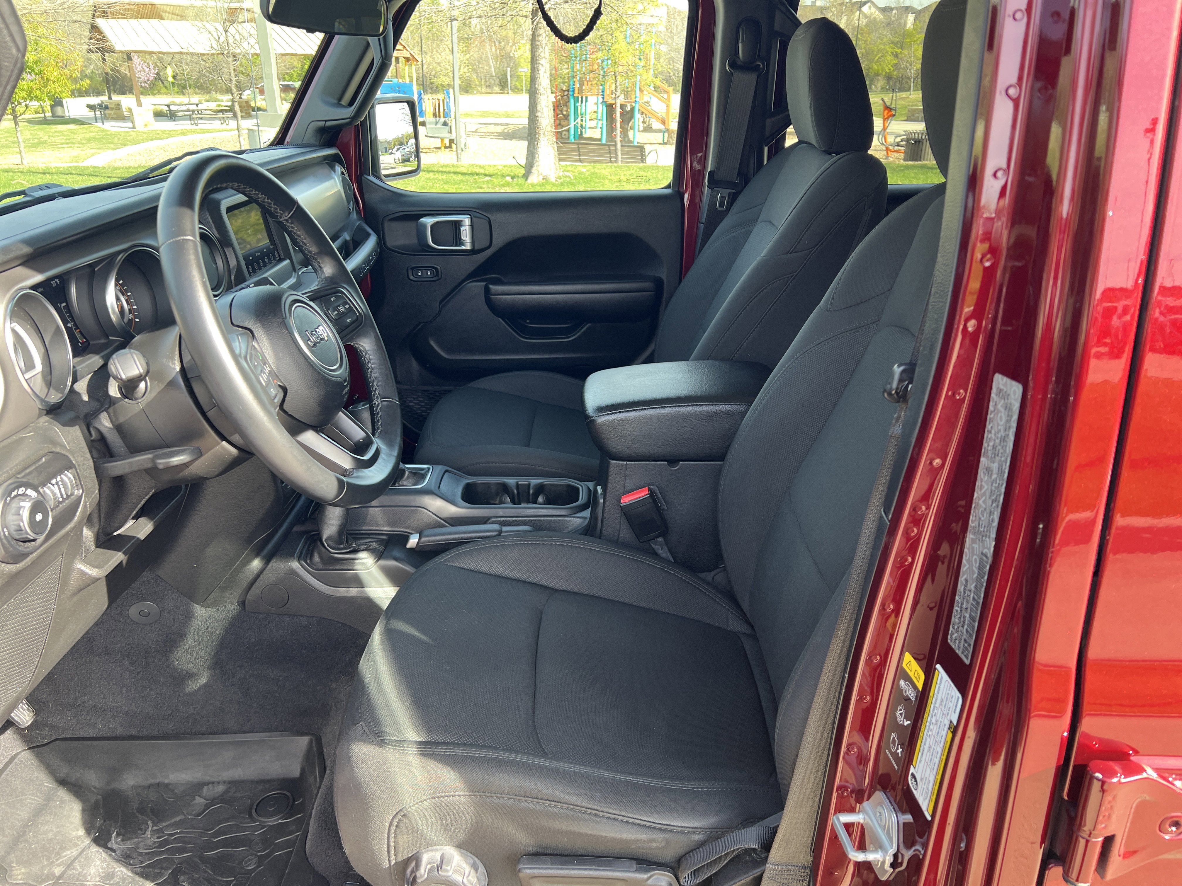 Used 2021 Jeep Wrangler Unlimited Willys image 16