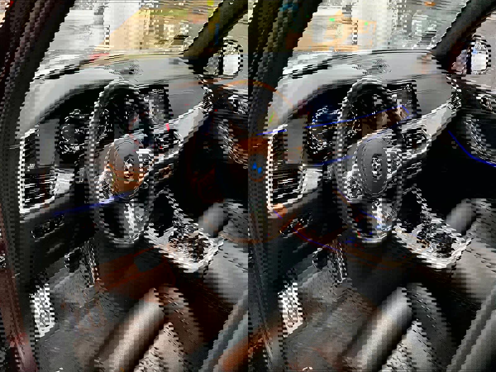 Used 2023 BMW X5 M50i w/ Executive Package image 16