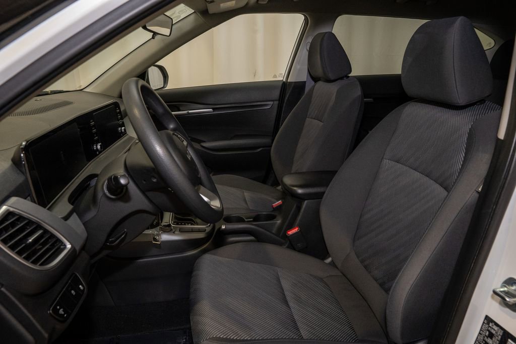 Certified 2024 Kia Seltos LX image 10