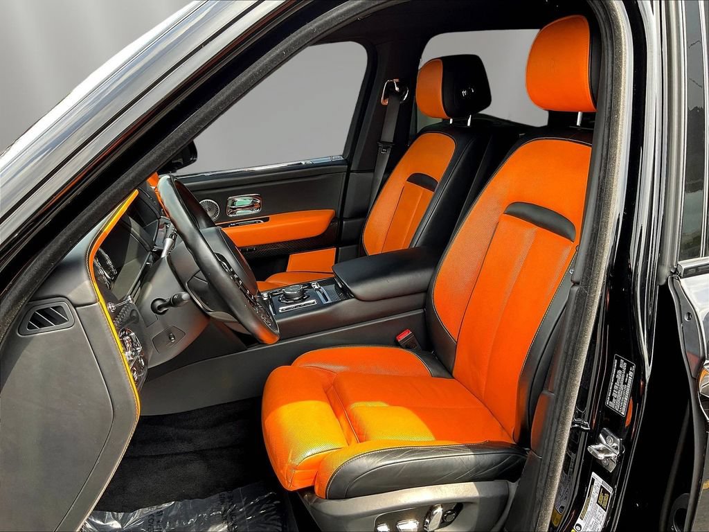 Used 2020 Rolls-Royce Cullinan Black Badge AWD/4WD image 20