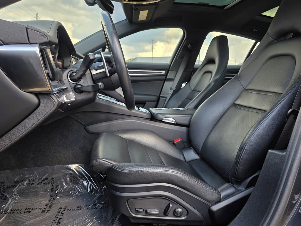 Used 2022 Porsche Panamera 4 Platinum Edition image 26