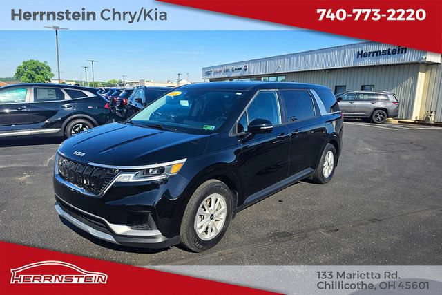 Used 2024 Kia Carnival LX FWD image 3
