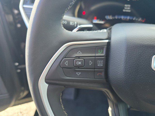 Certified 2024 Jeep Grand Cherokee L Altitude AWD/4WD image 31