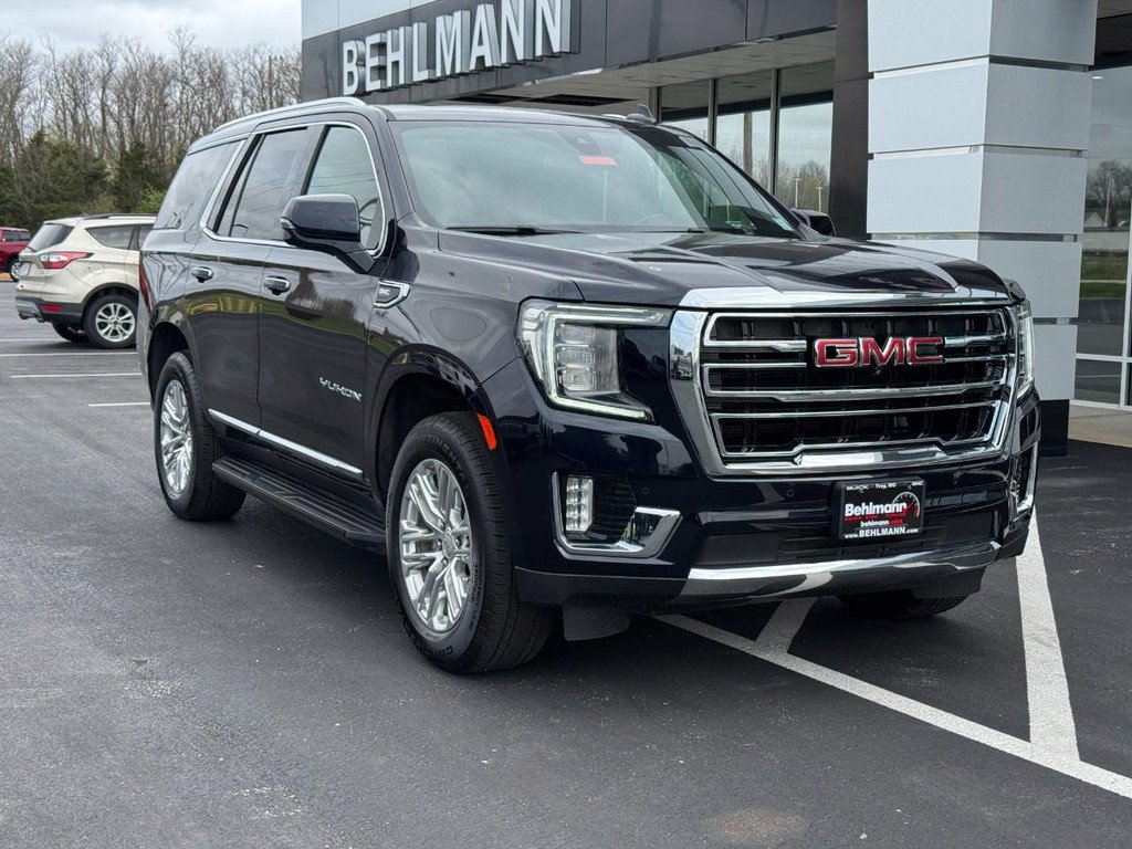Used 2021 GMC Yukon SLT w/ SLT Premium Package image 2