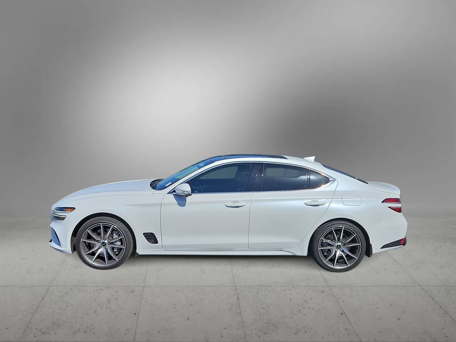 Used 2026 Genesis G70 2.5T Prestige RWD image 5