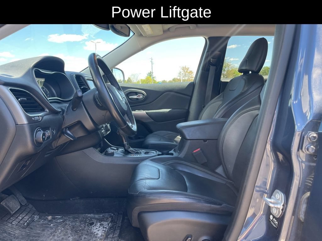 Used 2021 Jeep Cherokee Latitude Lux w/ Comfort/Convenience Group AWD/4WD image 13