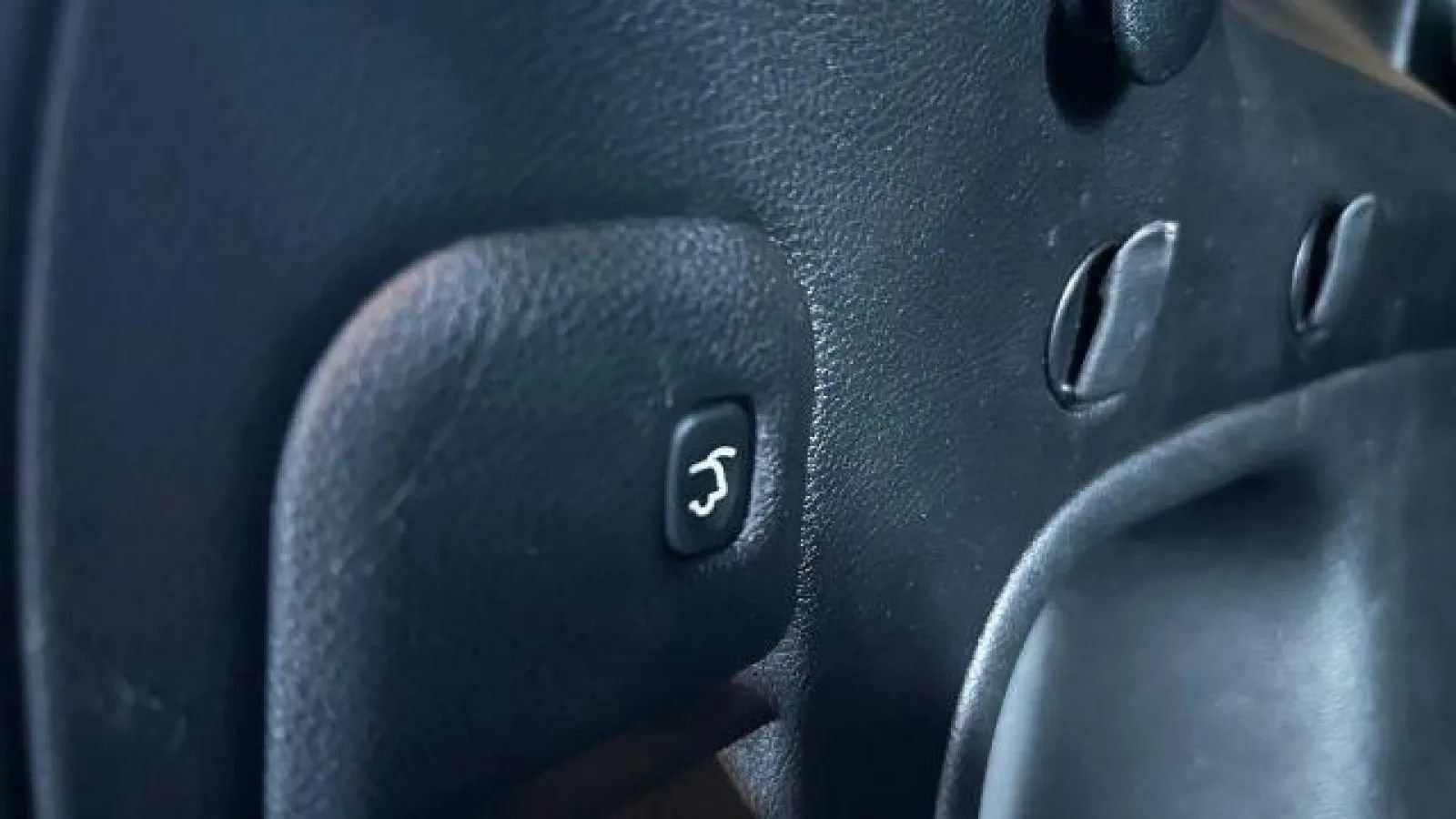 Used 2021 Jeep Grand Cherokee Limited w/ Sun & Sound Group image 47