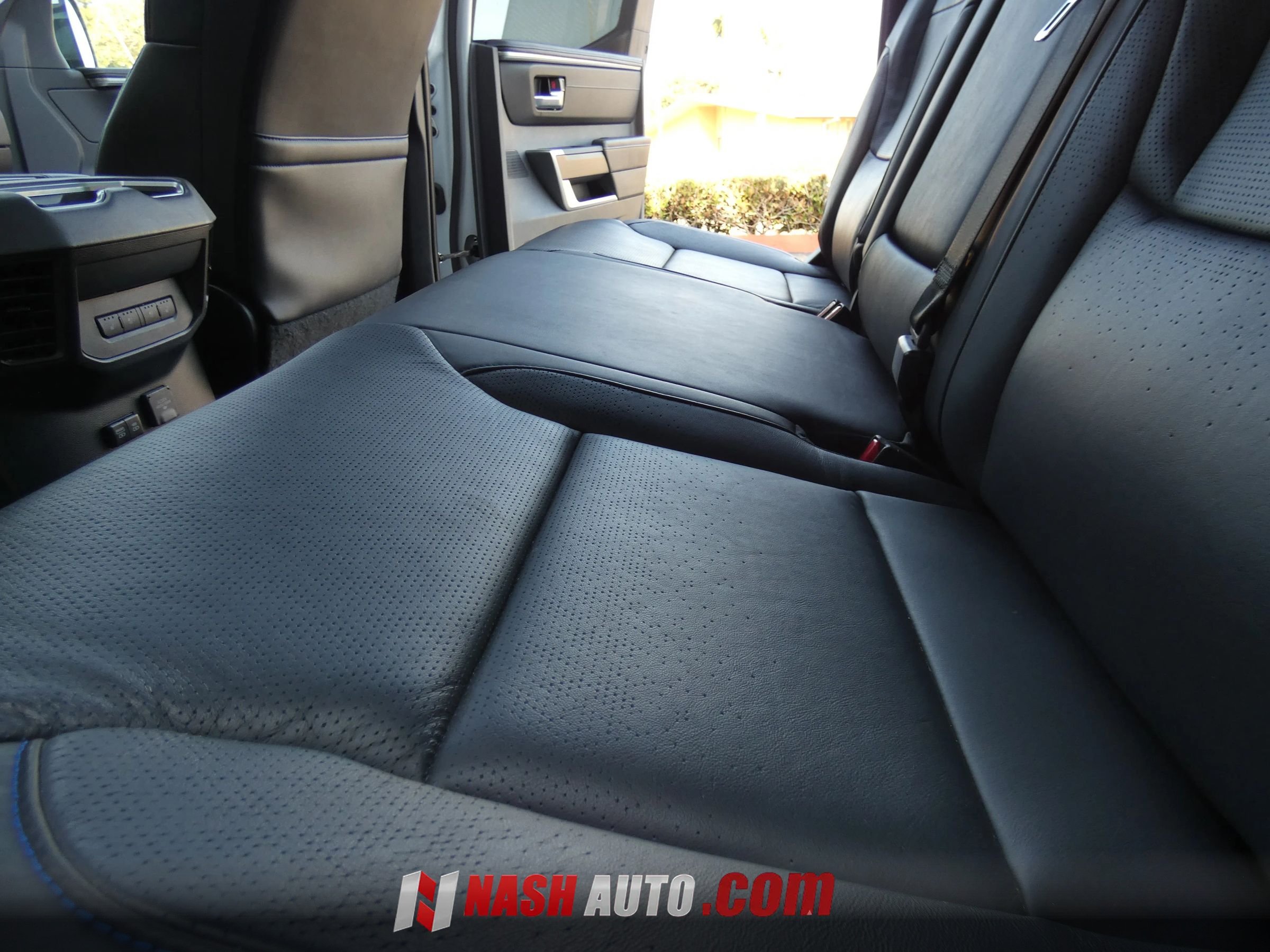 Used 2024 Toyota Tundra Platinum AWD/4WD image 49