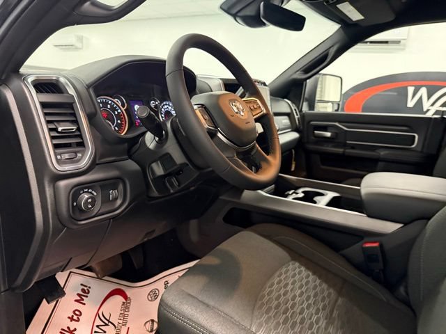 New 2026 RAM 2500 Big Horn AWD/4WD image 12