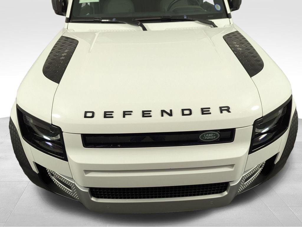 Used 2020 Land Rover Defender 110 HSE image 56