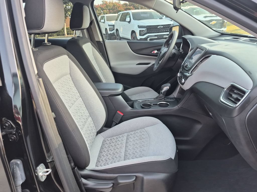 Used 2022 Chevrolet Equinox LS AWD/4WD image 23