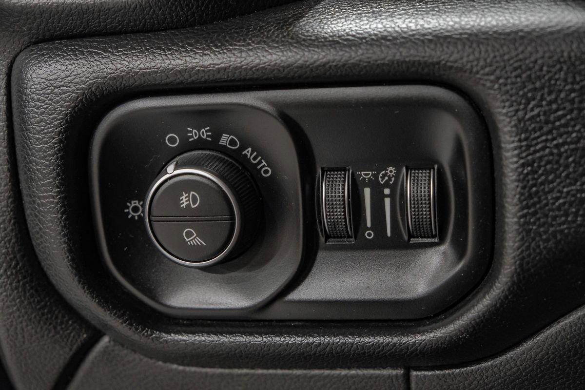 Used 2019 RAM 2500 Laramie image 29