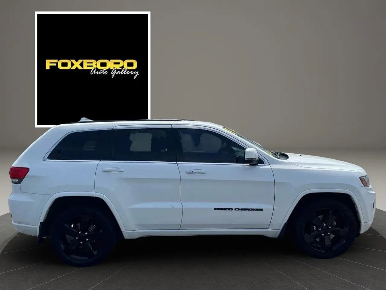Used 2015 Jeep Grand Cherokee Altitude image 4