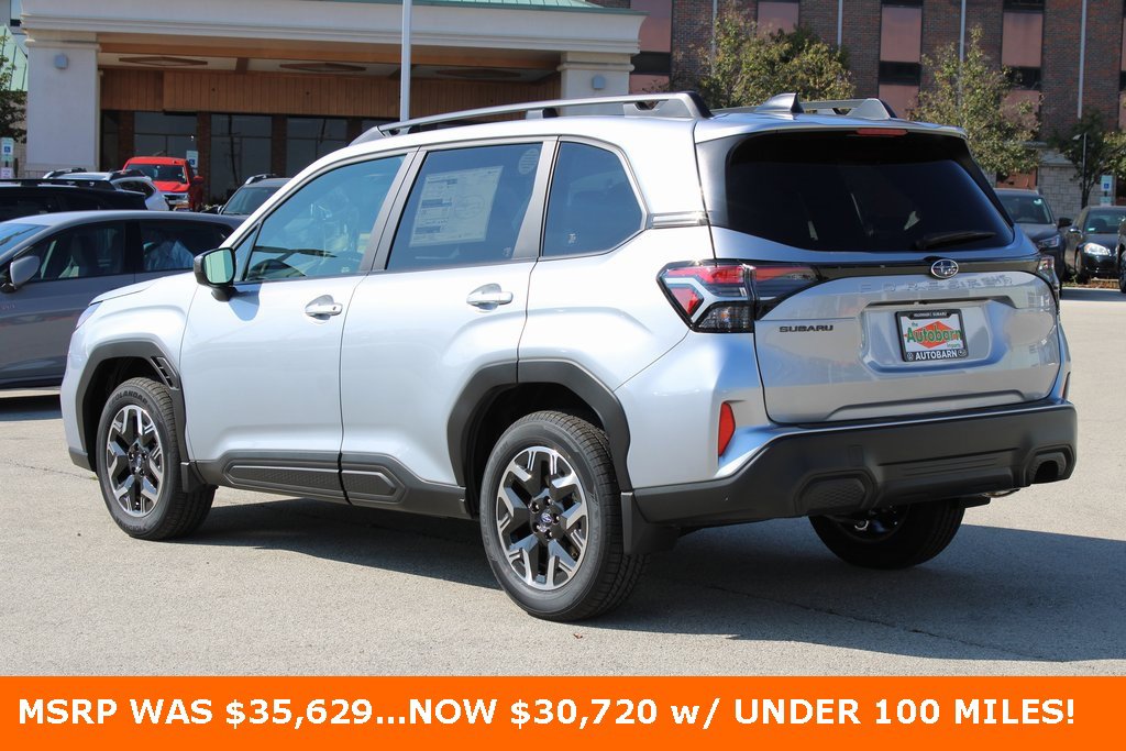 Used 2025 Subaru Forester Premium image 6