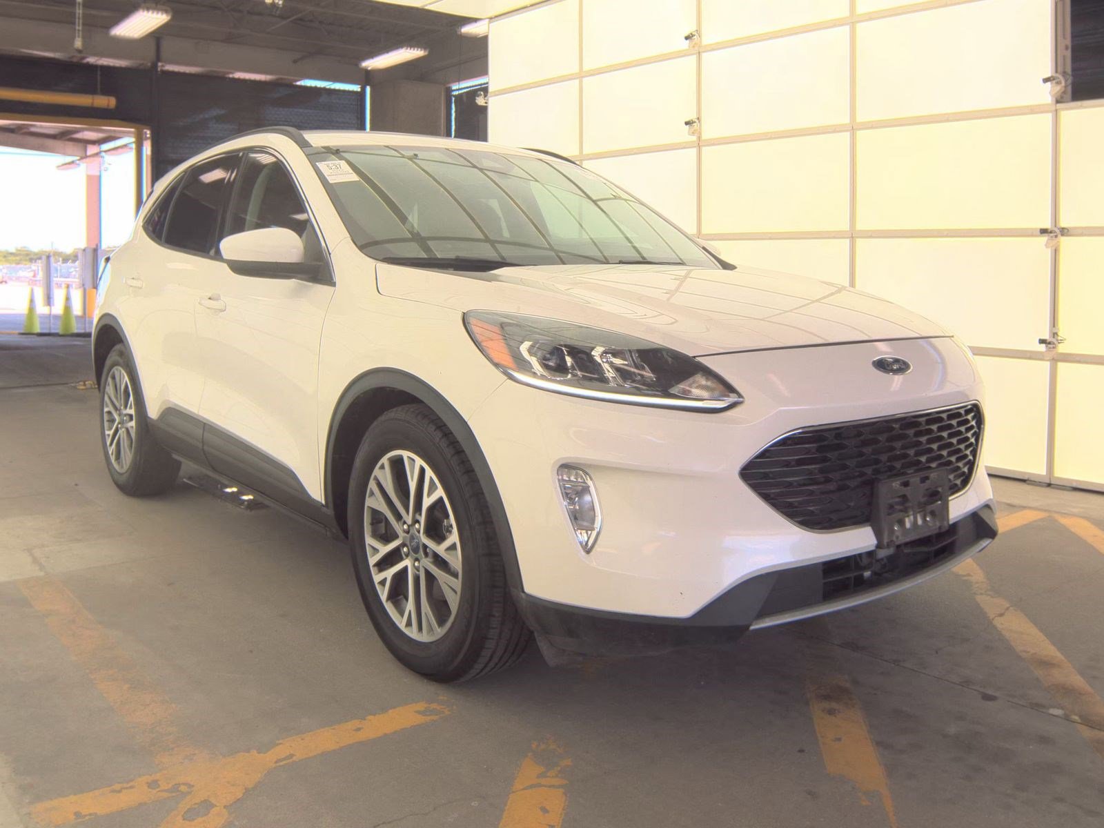 Used 2022 Ford Escape SEL FWD image 6
