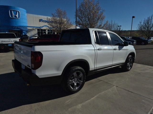 Used 2025 Honda Ridgeline TrailSport image 11