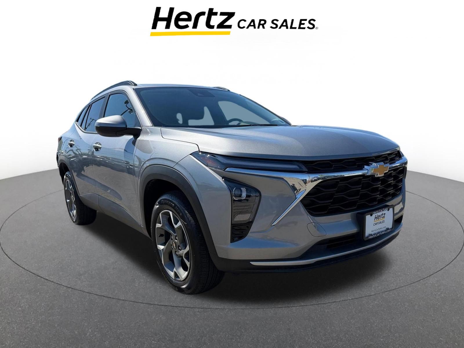 Used 2025 Chevrolet Trax LT image 1