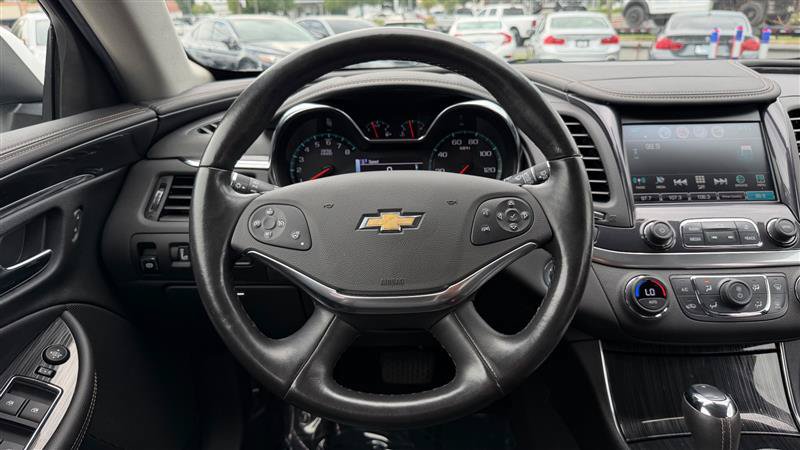 Used 2018 Chevrolet Impala LT w/ LT Leather Package FWD image 28