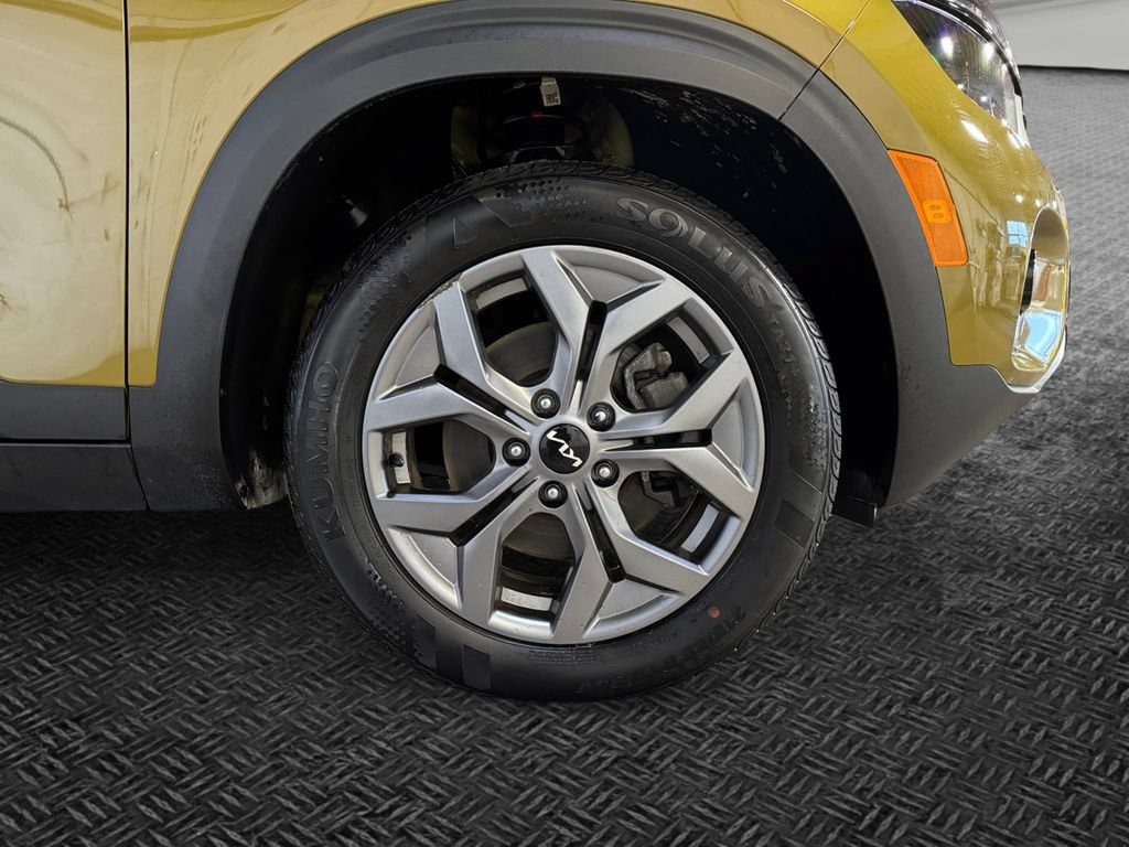 Certified 2024 Kia Seltos S AWD/4WD image 11