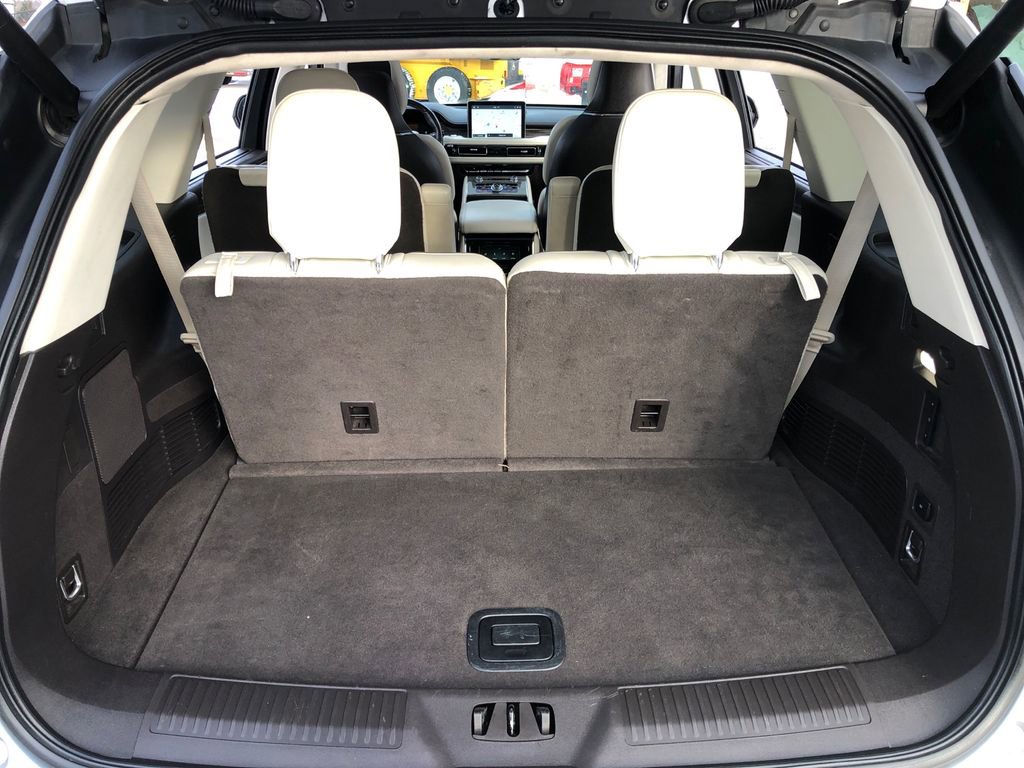 Used 2020 Lincoln Aviator Black Label w/ Dynamic Handling Package image 16