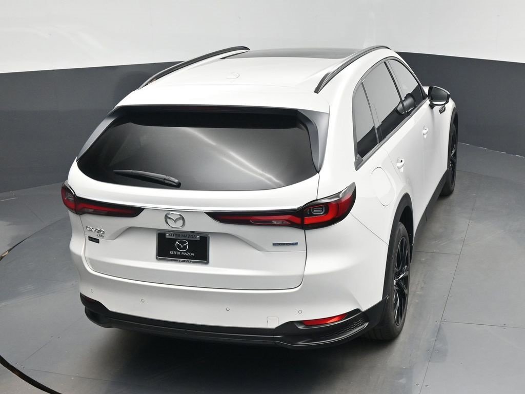 Certified 2025 MAZDA CX-90 Plug-In Hybrid w/Premium Sport image 17