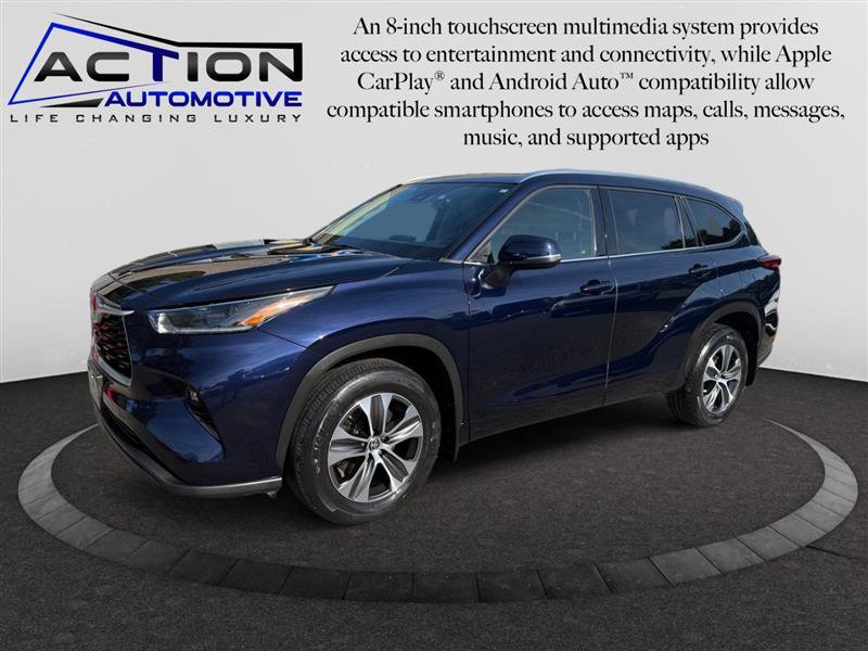 Used 2021 Toyota Highlander XLE AWD/4WD image 4