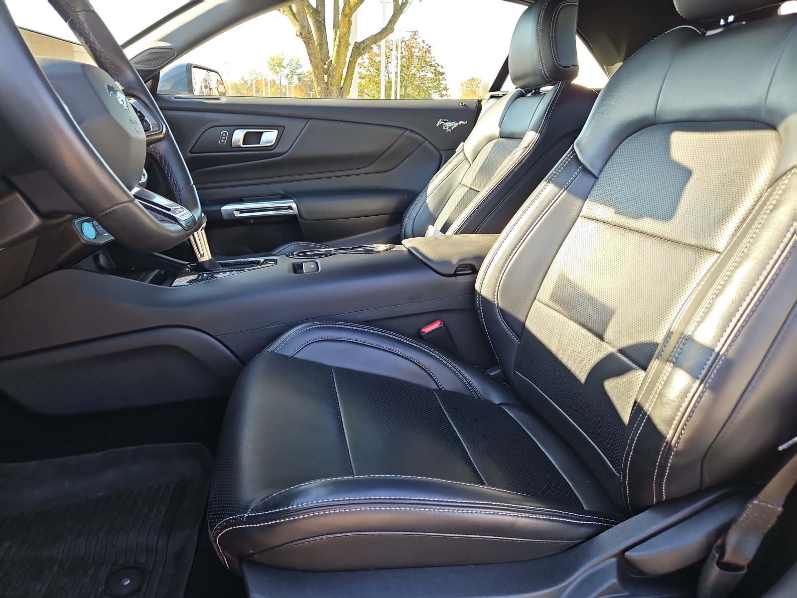 Used 2024 Ford Mustang Premium RWD image 14