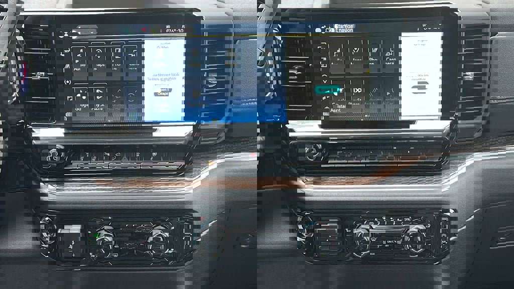 New 2026 Chevrolet Silverado 3500 LT w/ All Star Edition image 18