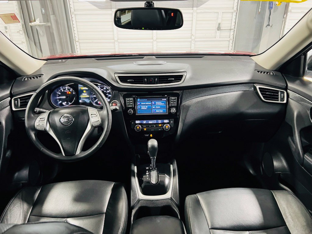 Used 2015 Nissan Rogue SL FWD image 23