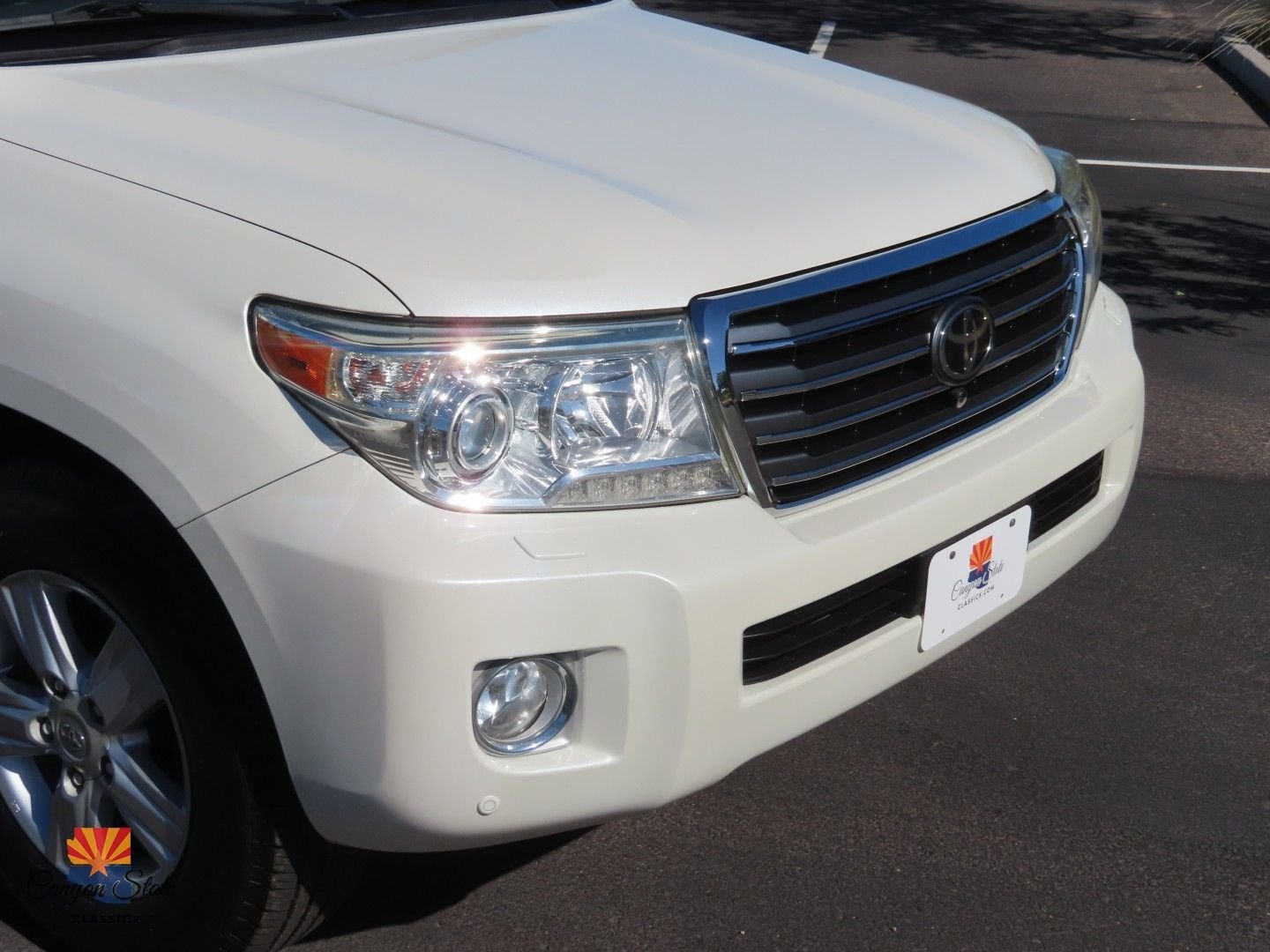 Used 2014 Toyota Land Cruiser image 28