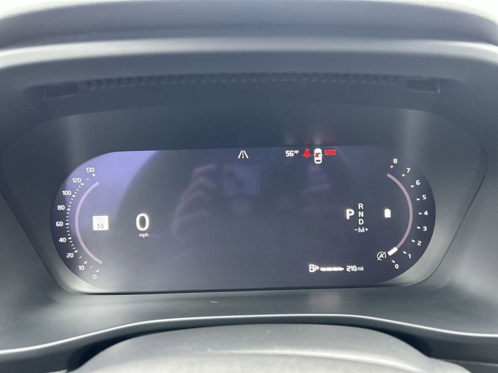 Certified 2023 Volvo XC40 B5 Plus w/ Driver Assist Package image 19