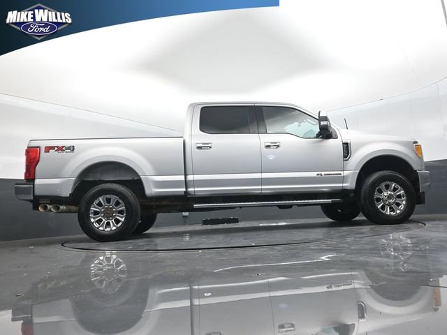 Used 2017 Ford F250 XLT w/ XLT Premium Package image 24