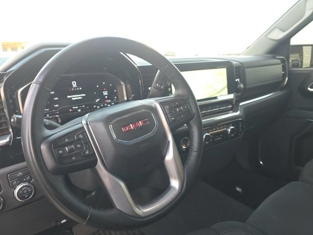 Used 2024 GMC Sierra 1500 Elevation AWD/4WD image 9