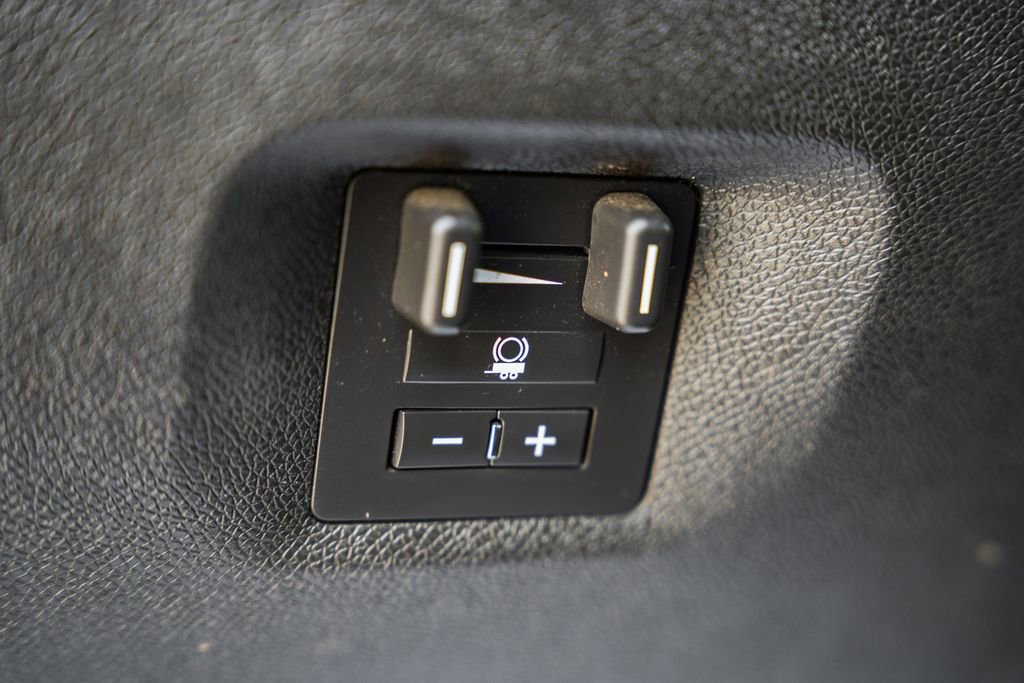 Used 2012 Chevrolet Silverado 2500 LT w/ Interior Plus Package AWD/4WD image 39