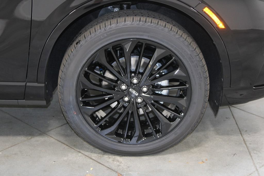 New 2026 Lincoln Corsair Reserve w/ Jet Appearance Package image 12