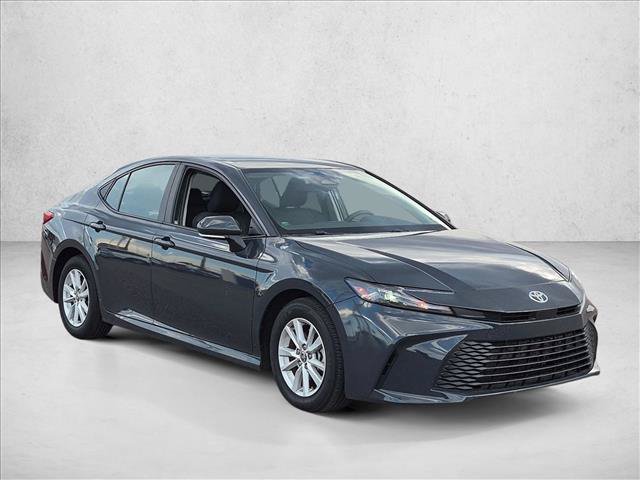 Used 2025 Toyota Camry LE FWD image 3