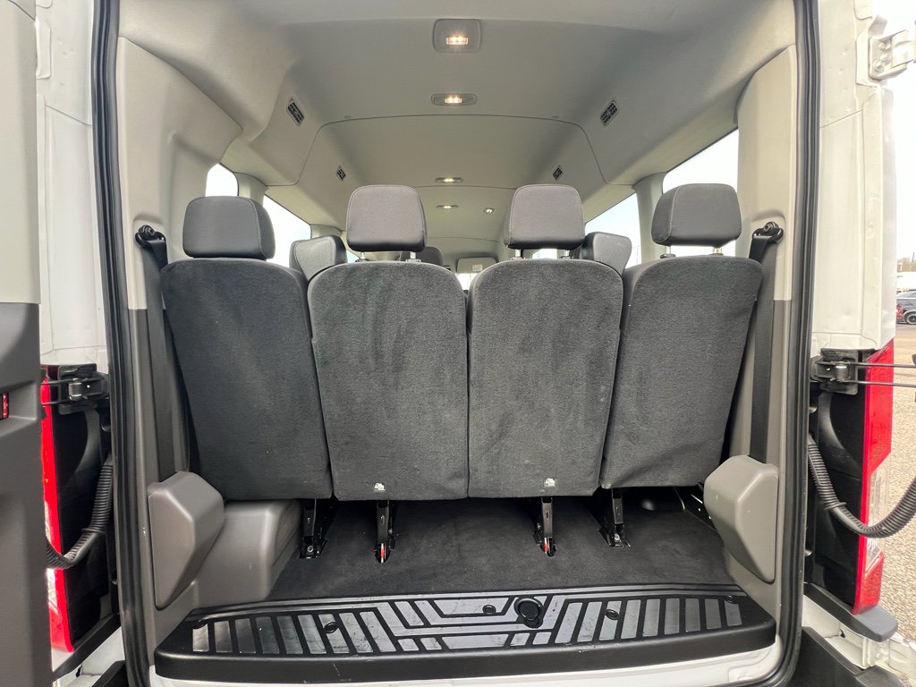 Used 2023 Ford Transit 350 XLT RWD image 29