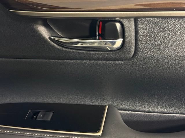 Used 2018 Lexus ES 350 w/ Luxury Package w/Wood Trim FWD image 27