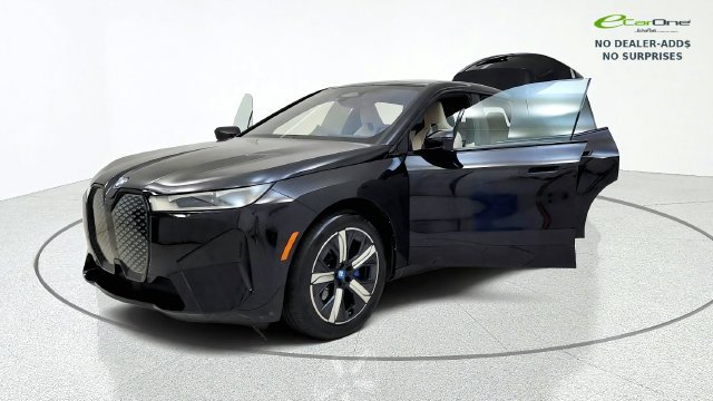 Used 2024 BMW iX xDrive50 w/ Premium Package AWD/4WD image 15