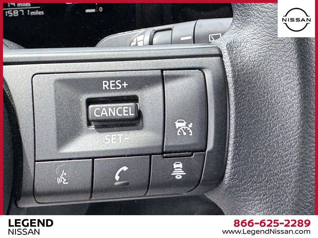 Used 2025 Nissan Kicks S AWD/4WD image 20