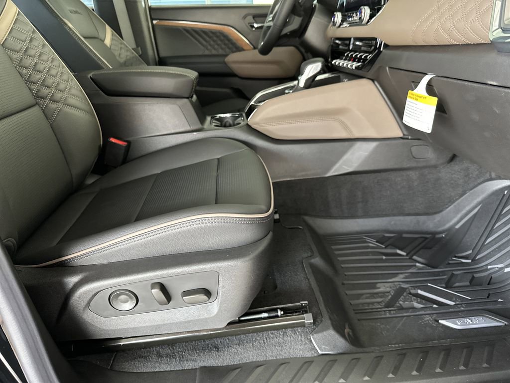 New 2026 GMC Canyon Denali w/ LPO, Denali Black Edition image 37