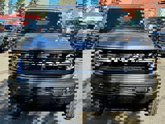 New 2024 Ford Bronco Outer Banks image 15